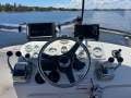 Caribbean 27 Flybridge Cruiser Exceptional condition + Bow thruster