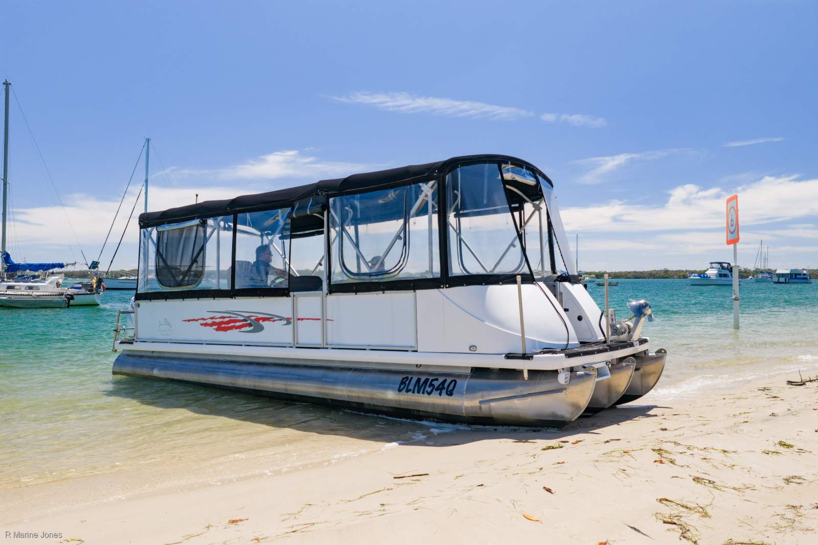 Runaway Bay Pontoon Boats RWB 2802