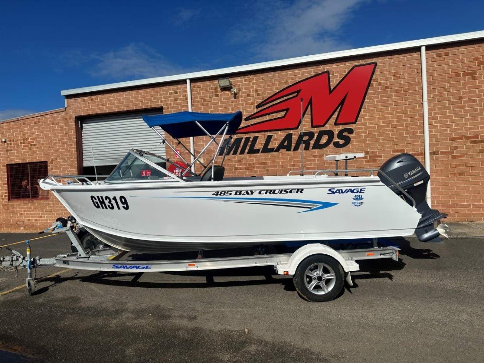 Savage 485 Bay Cruiser