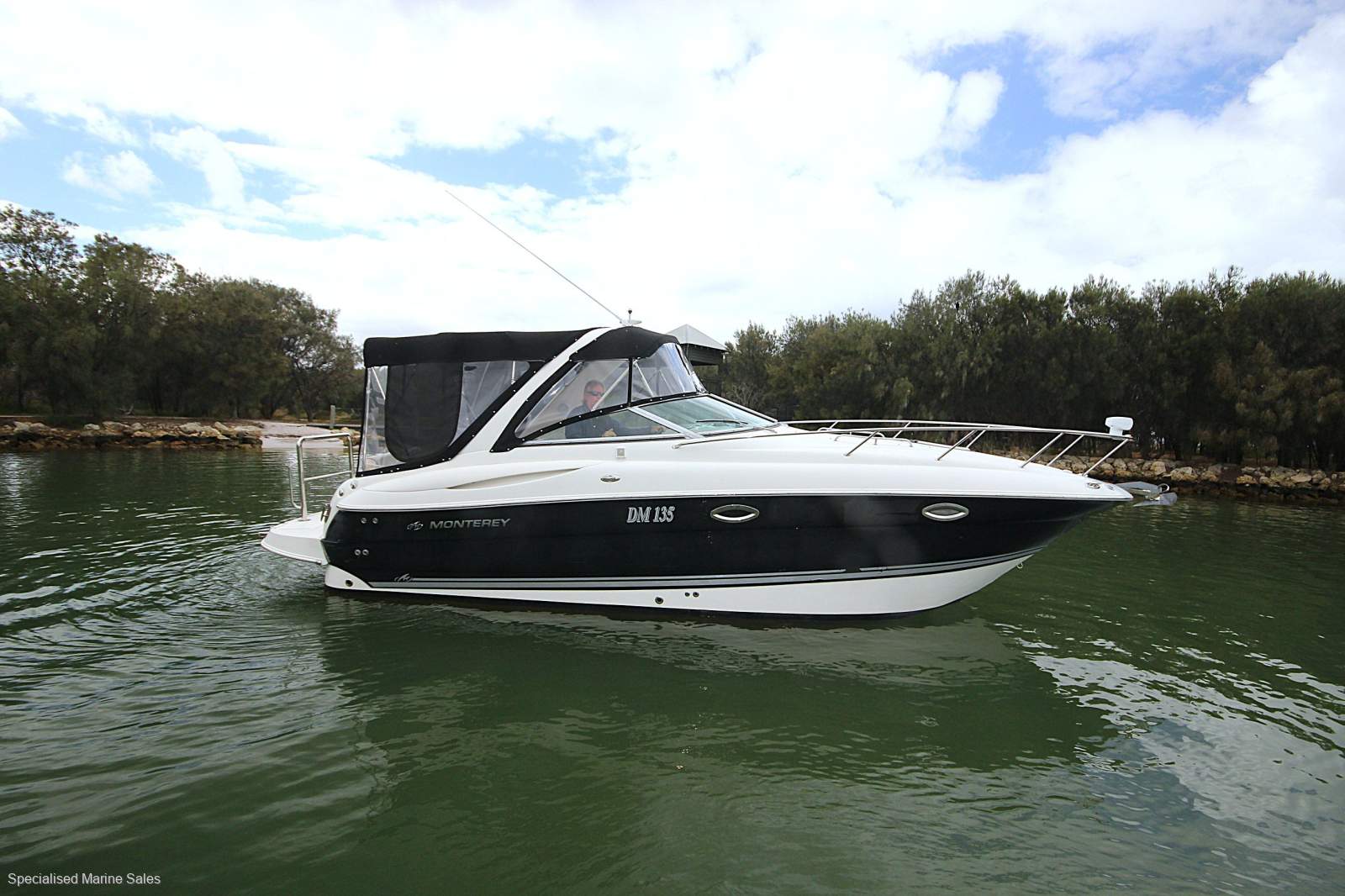 Monterey 270 CR *** FANTASTIC FAMILY BOATING *** $ 65,000 ***