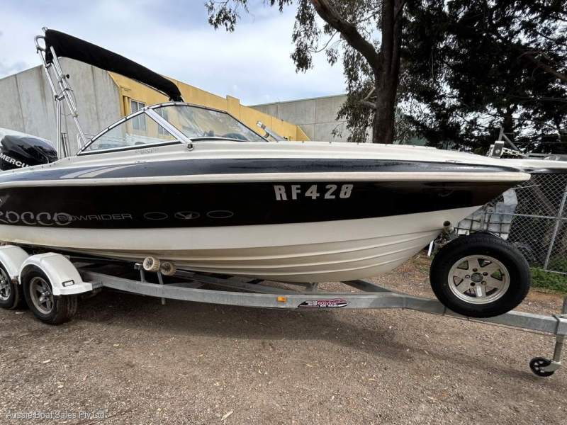 Streaker Sirocco 6100 Bowrider