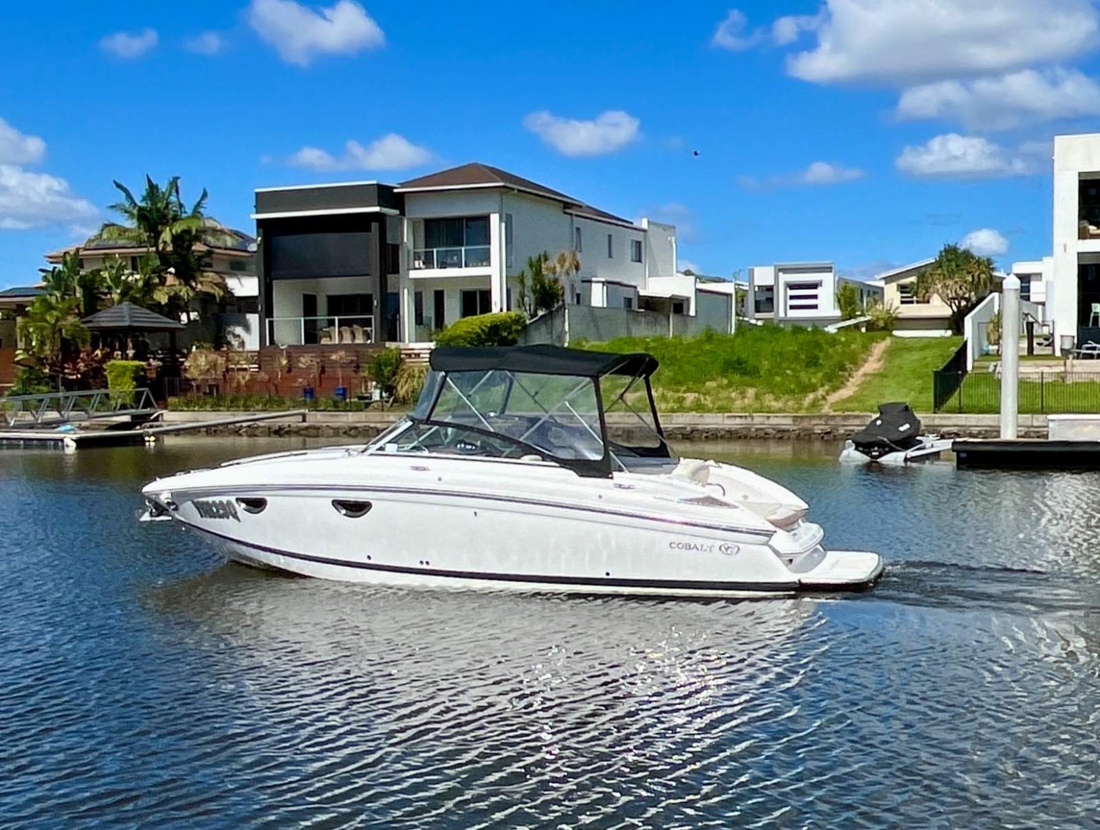 Cobalt 243 Cuddy Cabin