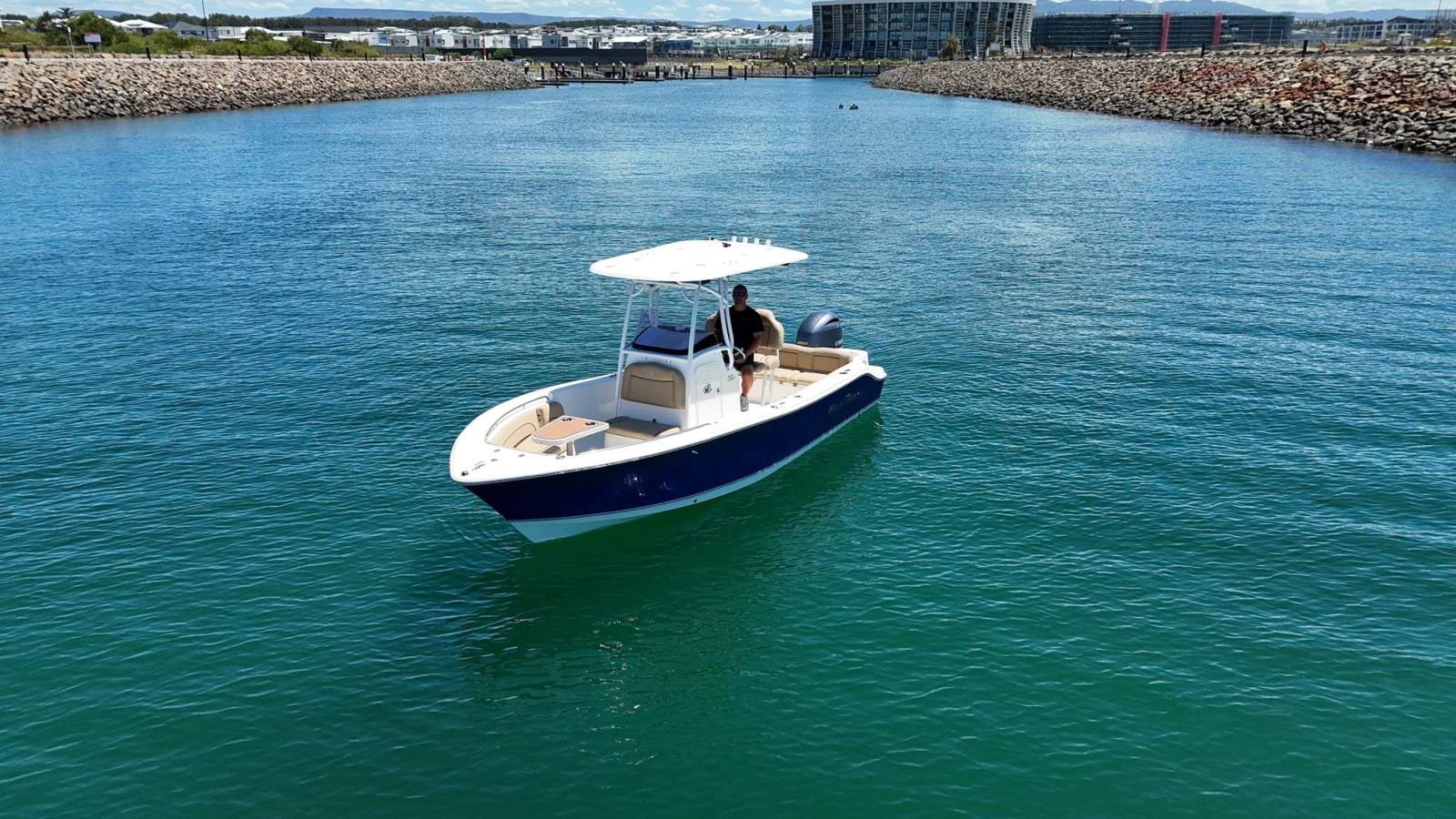 Nautic Star 2302 Legacy