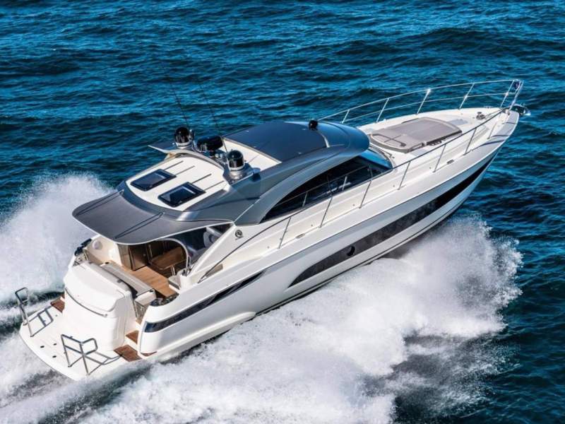 Riviera 4800 Sport Yacht Platinum Edition