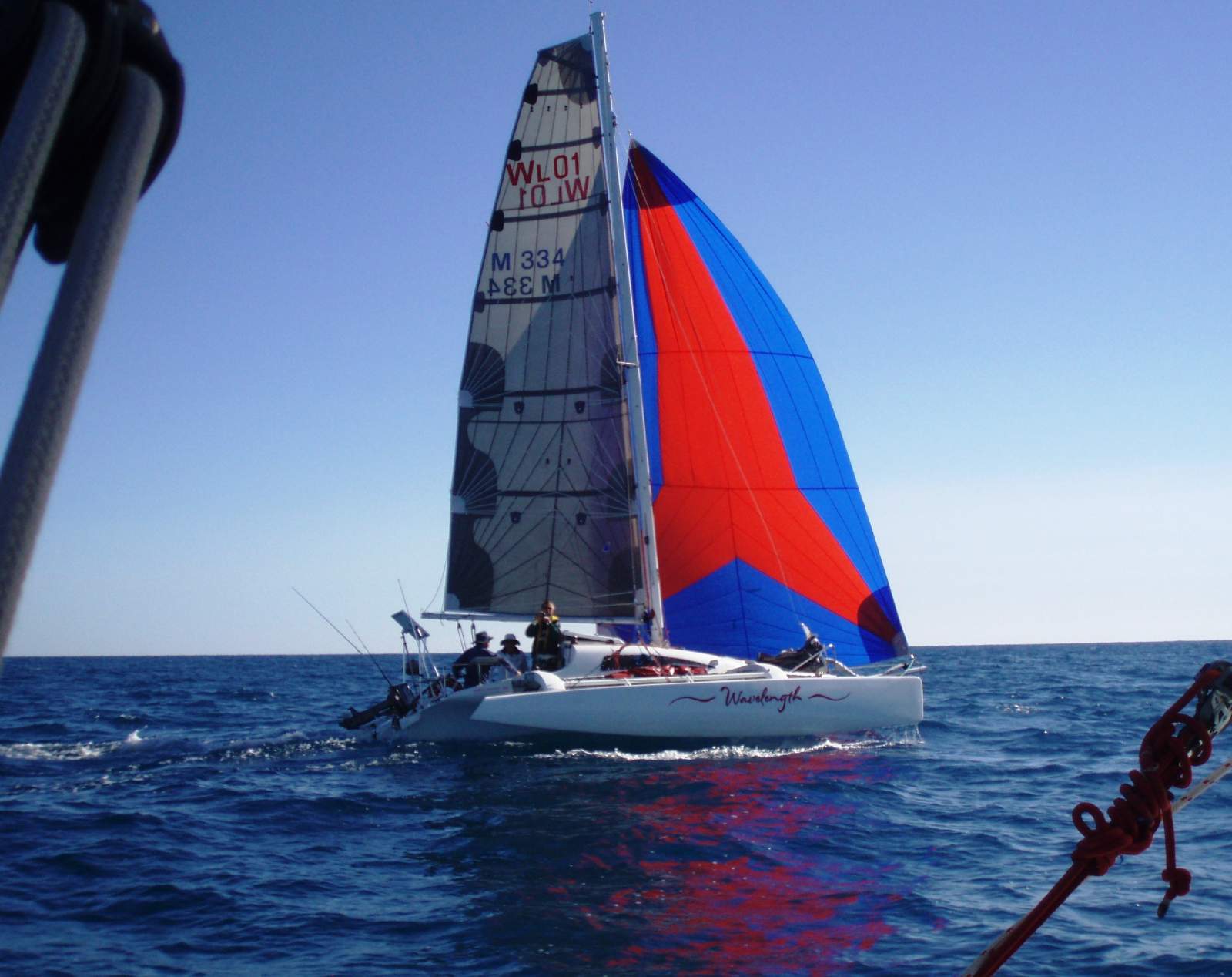 'Wavelength 780' trailerable trimaran:Sailing offshore