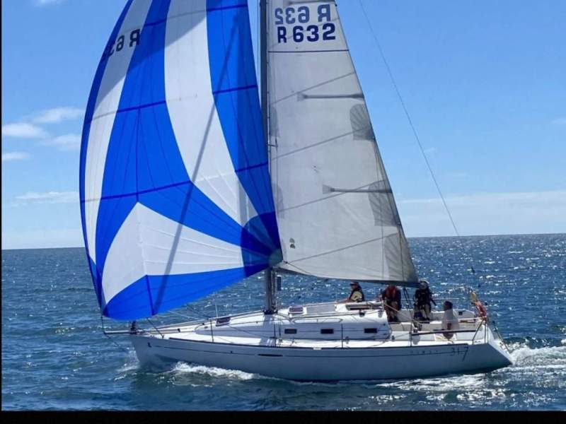 Beneteau First 31.7 A perfect balance of performance and comfort.