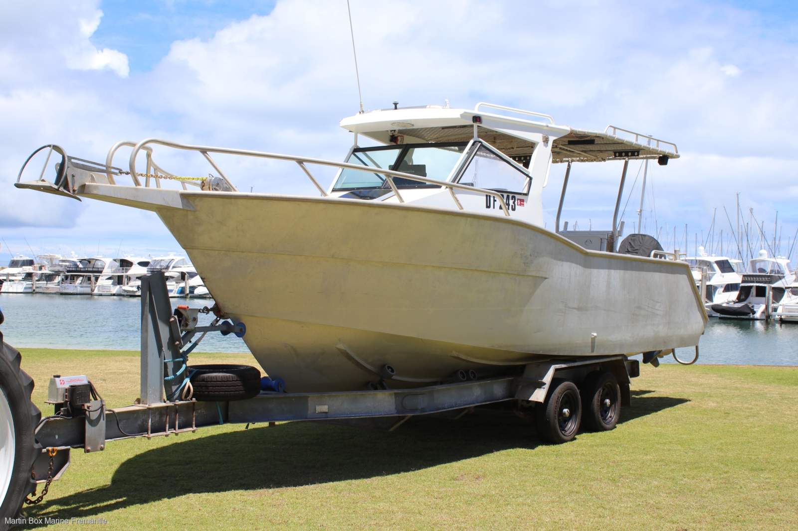Sea Rider Walkaround with 2020 Mercury V6 Outboards