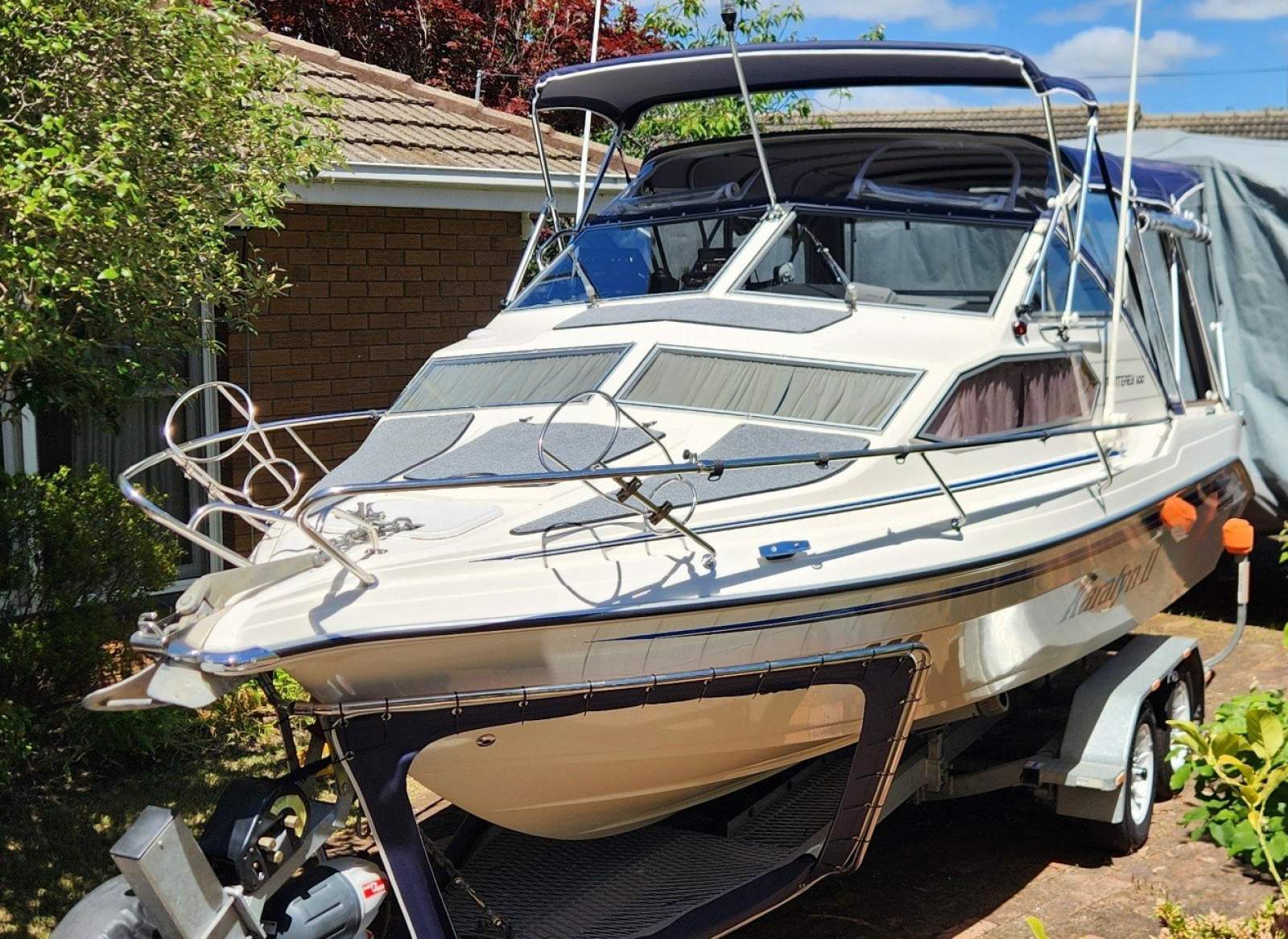 Whittley Monterey 600 4.3 litre MPI 220 HP Mercruiser stern drive