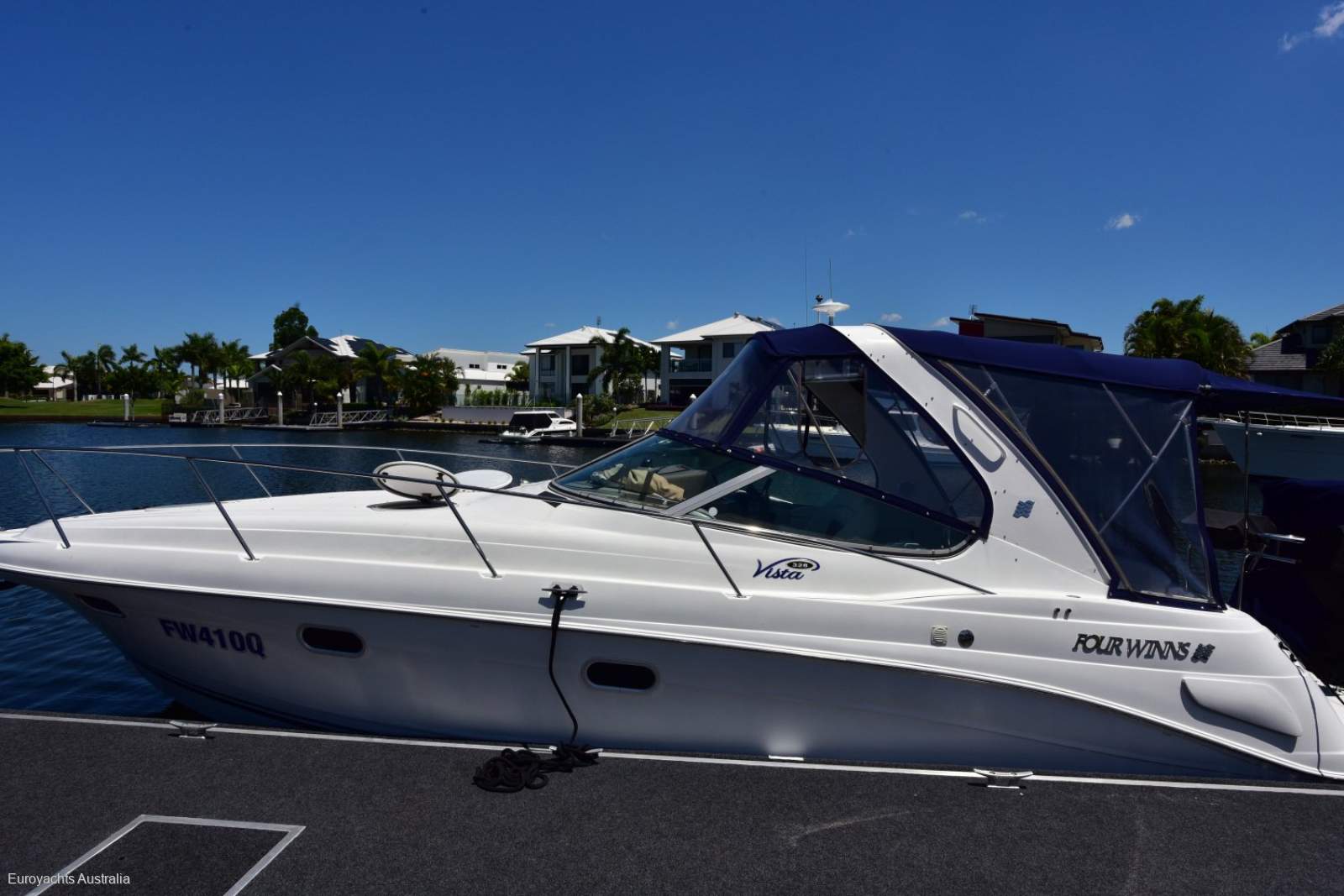 Four Winns Vista 328