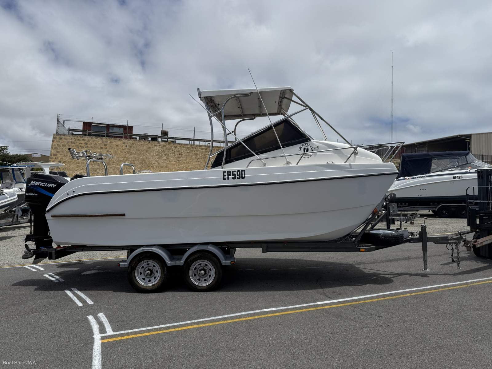 Cobra Cat 6.4 Twin 150hp Mercury 2 Stroke motor 310hrs