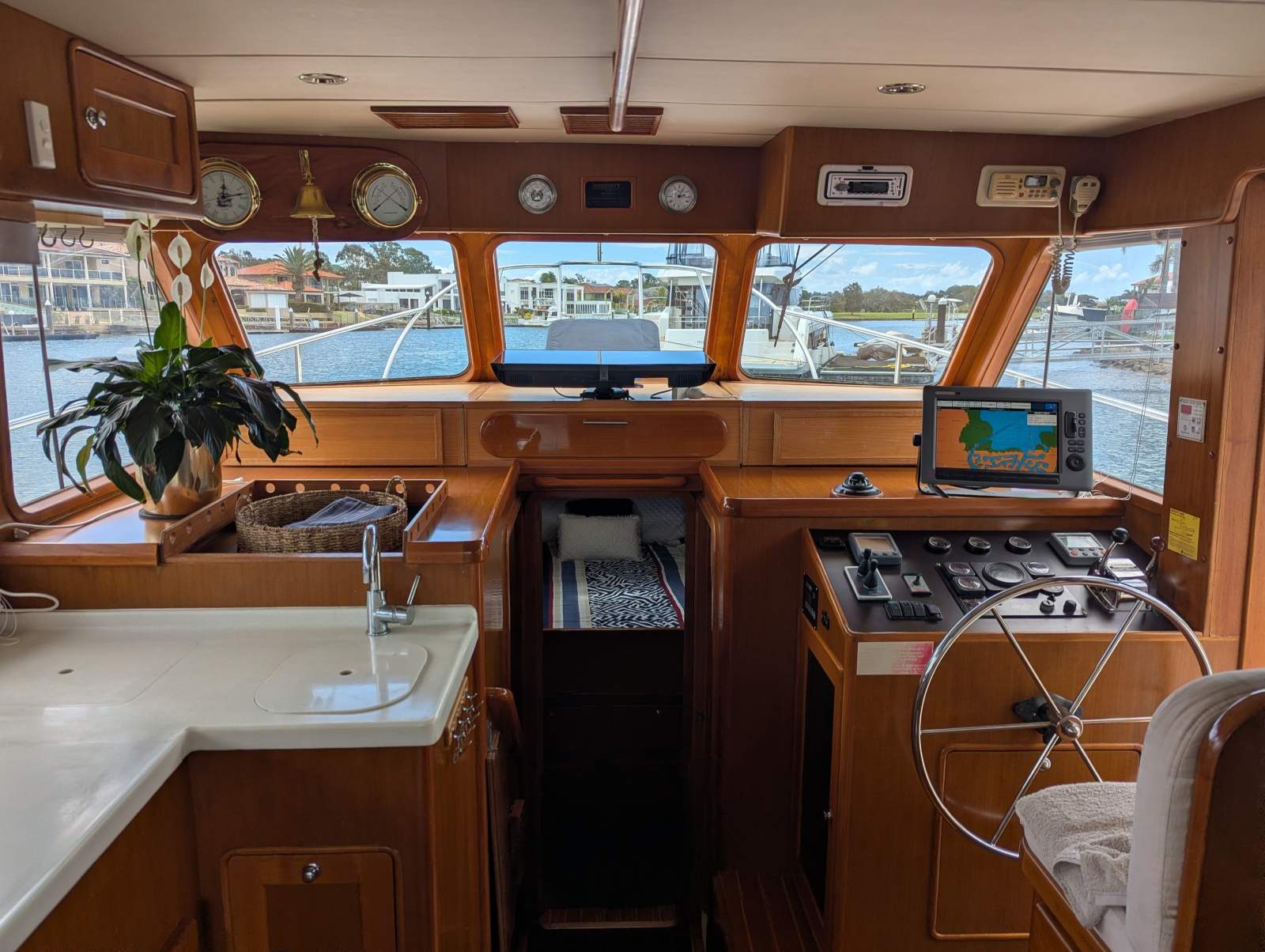 Integrity 350 Mk II Flybridge