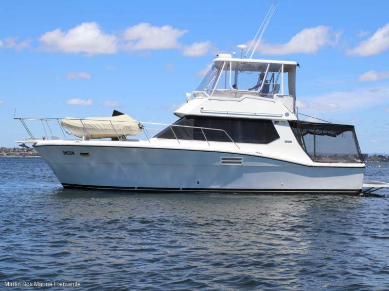 Mariner 3800 MK II Flybridge with Twin Cummins Diesels