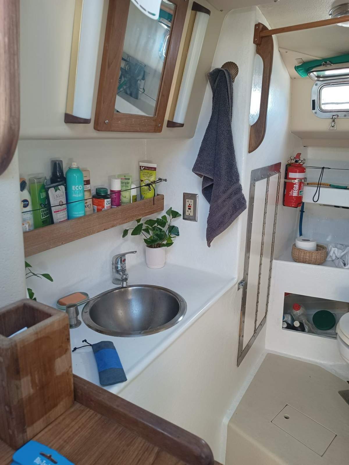 Morgan Out Island 41