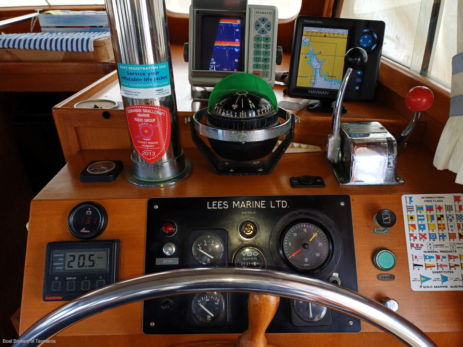 Regency Blue Seas 36 Mk 2. A pleasure to inspect. Excellent condition. Boat Brokers of Tasmania