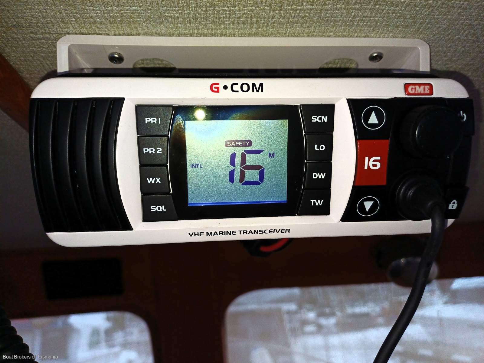 Regency Blue Seas 36 Mk 2. A pleasure to inspect. Excellent condition. Boat Brokers of Tasmania