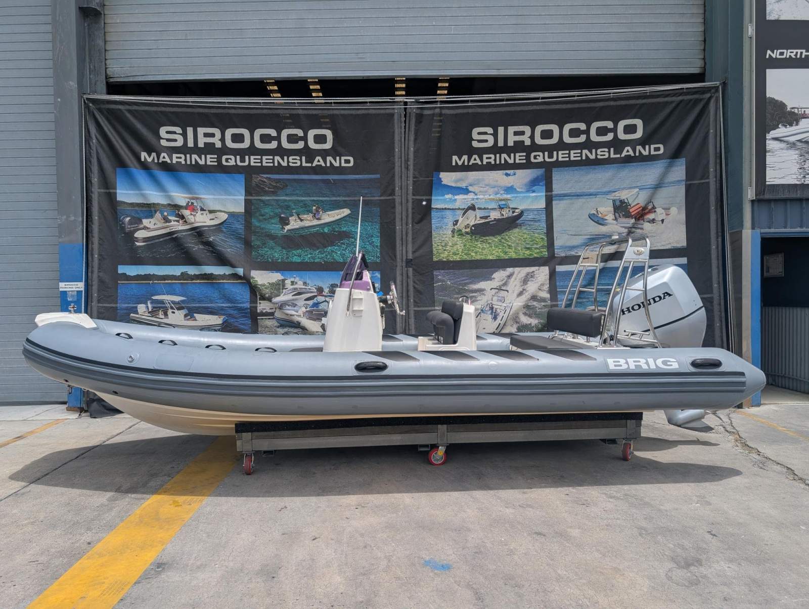 Brig Navigator 610 Fibreglass centre console RIB with hypalon tubes