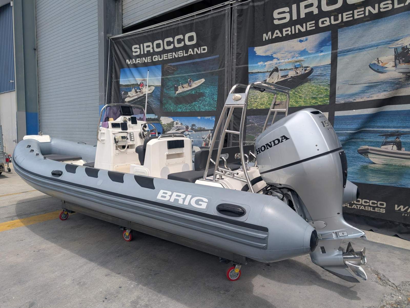 Brig Navigator 610 Fibreglass centre console RIB with hypalon tubes