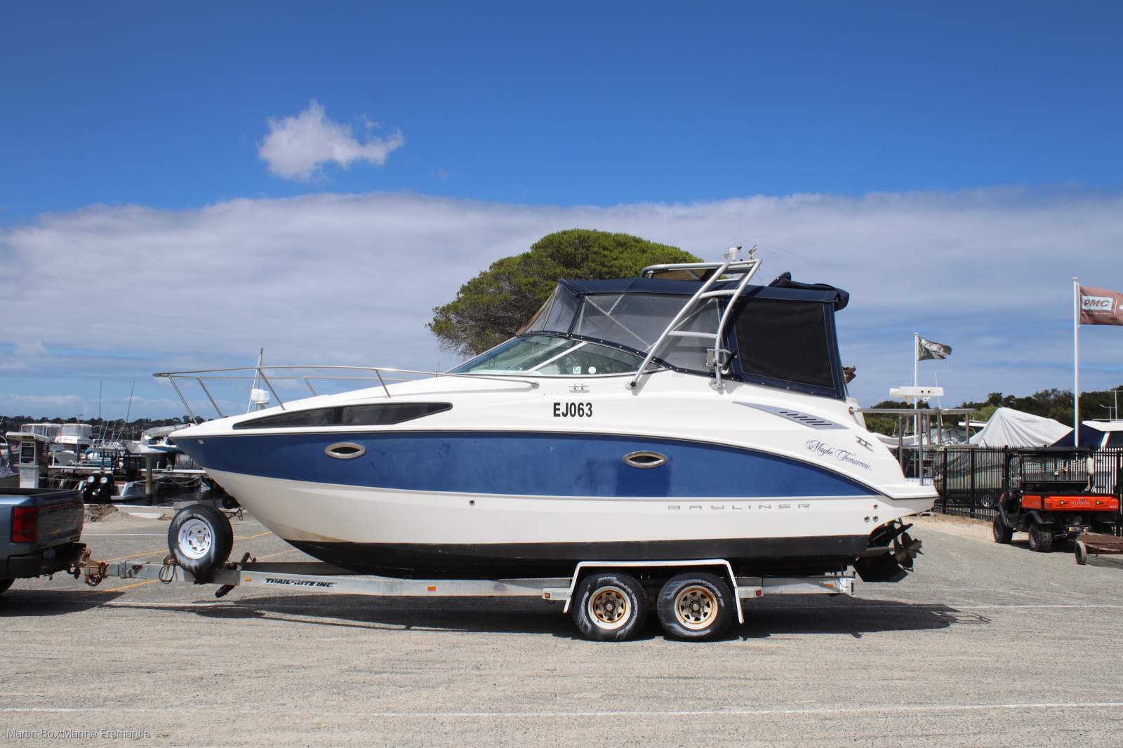 Bayliner 265 Ciera With 4200Kg Dual Axle Trailer