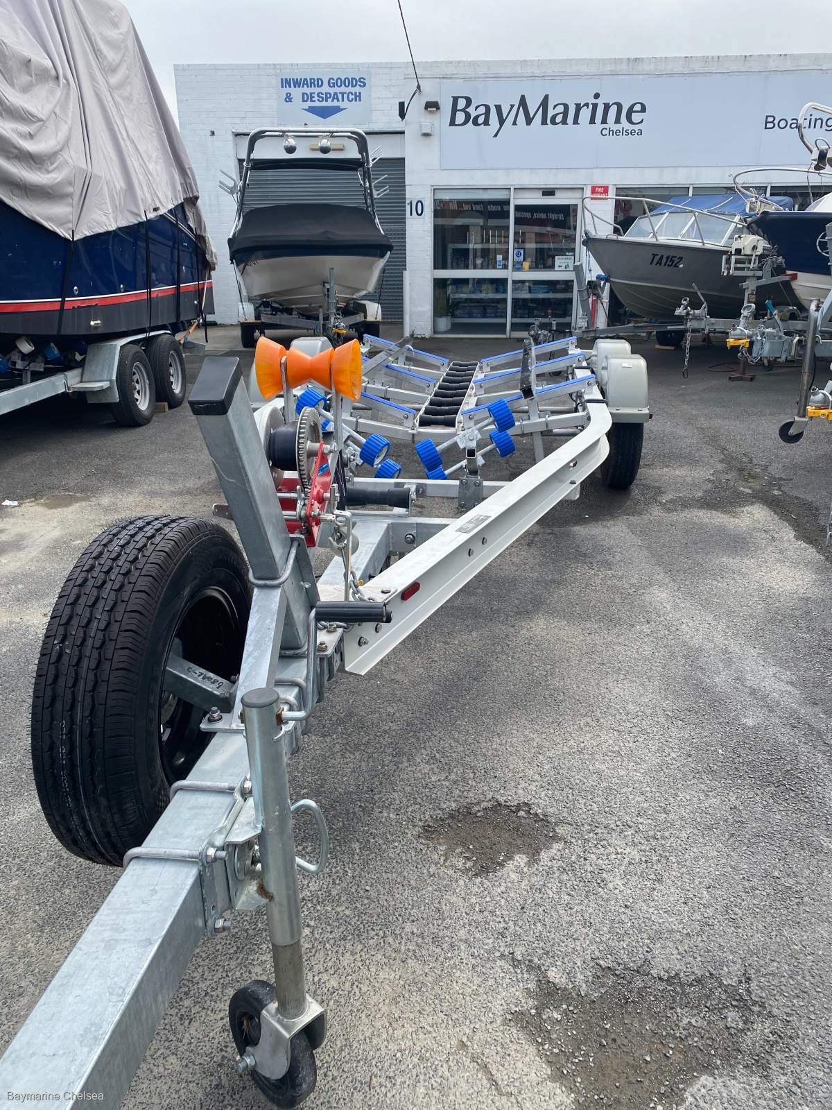 New 7.3 M Aluminium boat Trailer