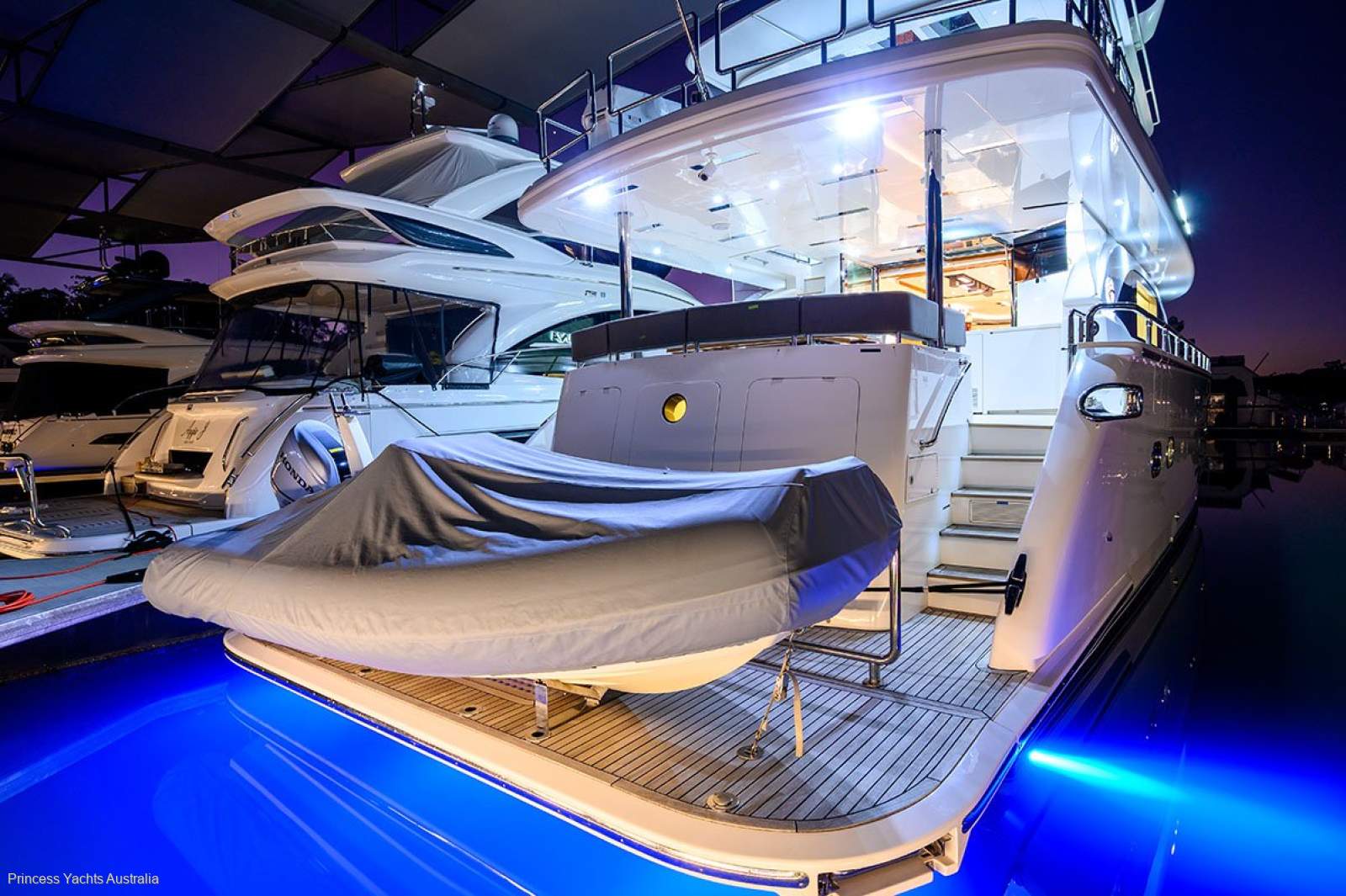 Horizon E75:Horizon Yacht for Sale