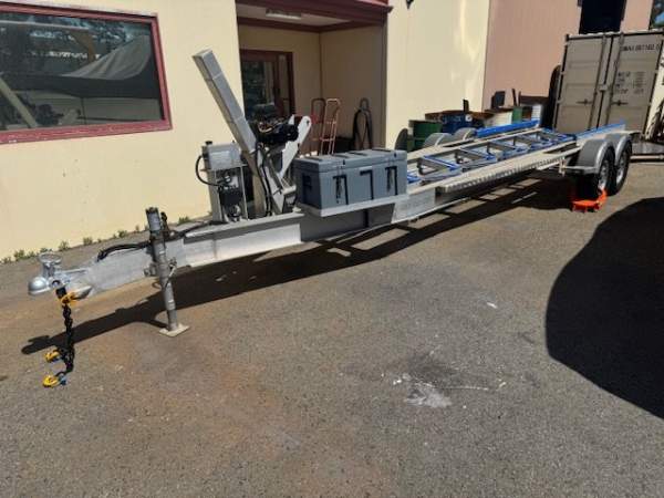 GOLD STAR TRAILER 7400