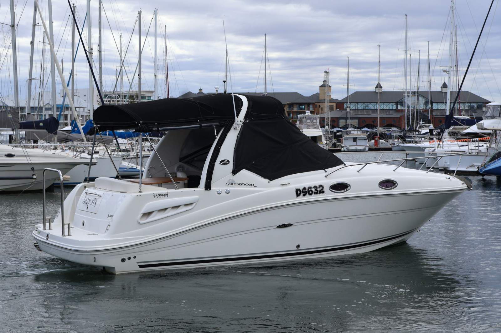 Sea Ray 275 Sundancer - Refined & Ready to Go!