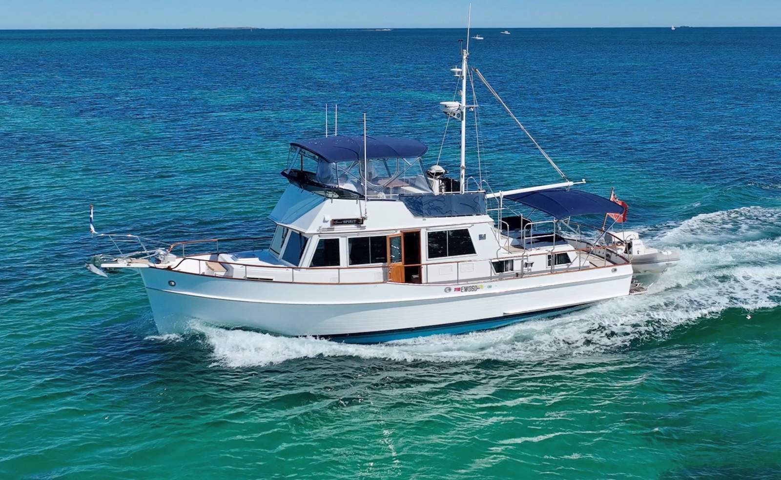 Grand Banks 42 Classic Flybridge Luxury Cruiser