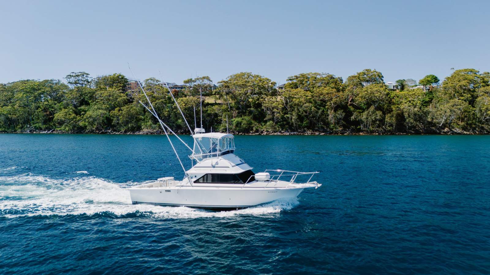Caribbean 28 Flybridge Cruiser
