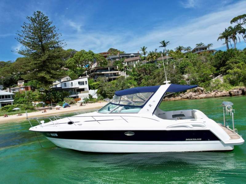 Mustang 3800 Royal Sportscruiser