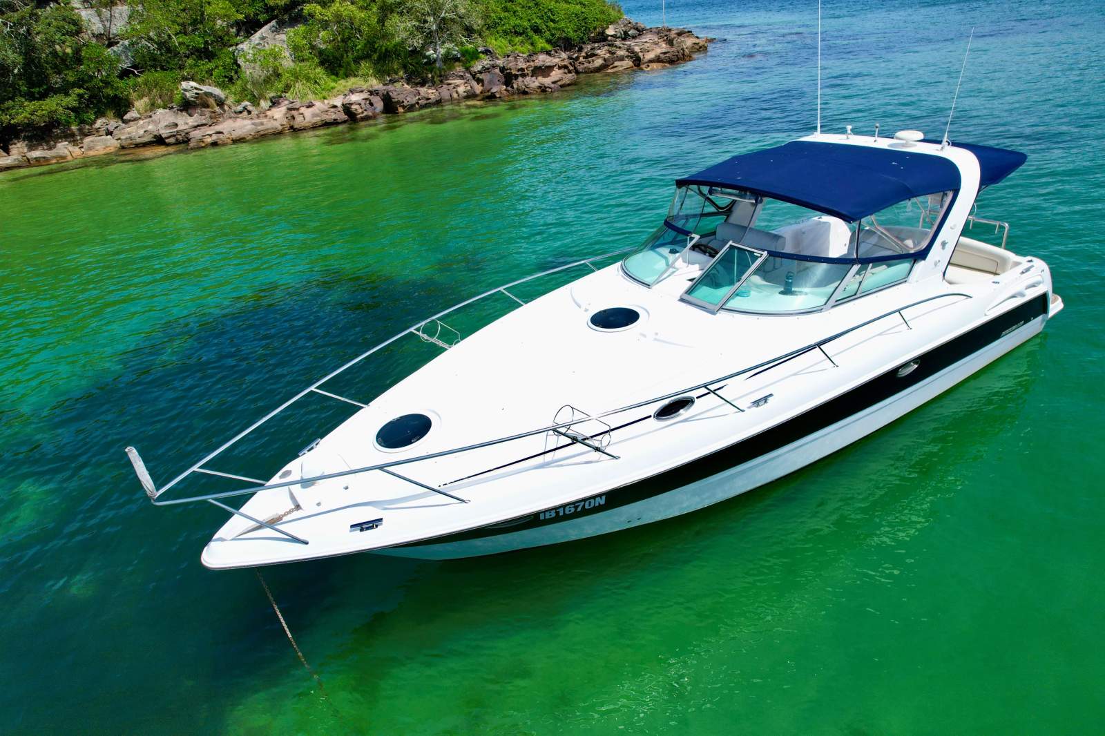 Mustang 3800 Royal Sportscruiser