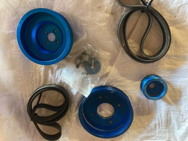 Yanmar 4JH belt system