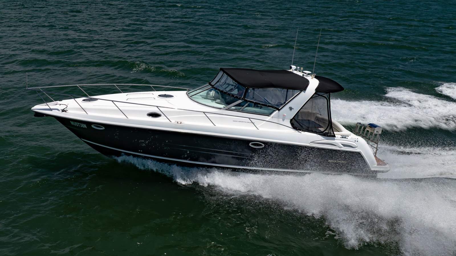 Mustang 3800 Sportcruiser