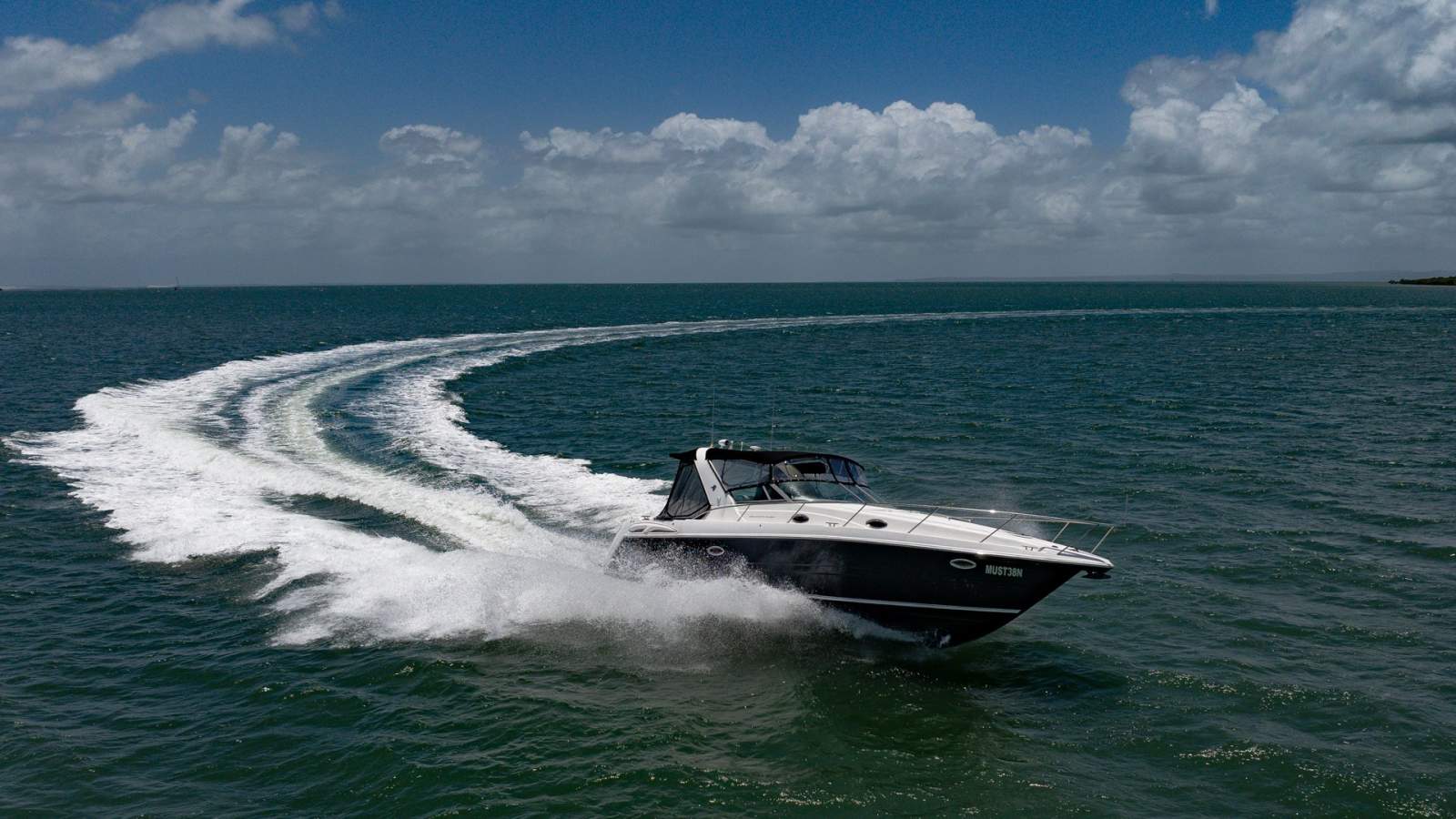 Mustang 3800 Sportcruiser