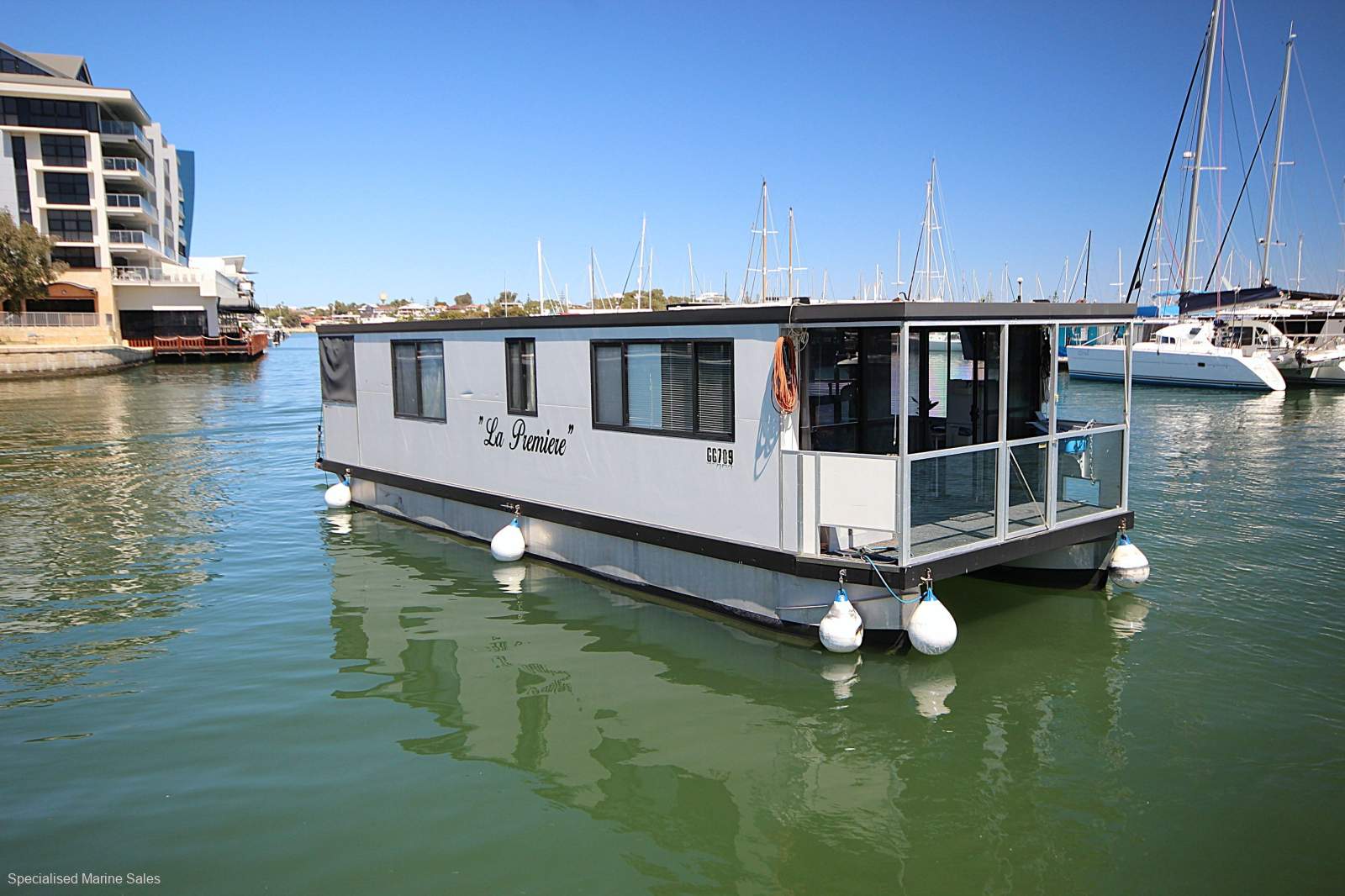 *** LA-PREMIER *** $ 319,000 ***