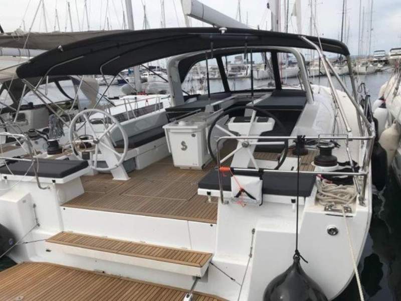 Oceanis 51.1, built 2019