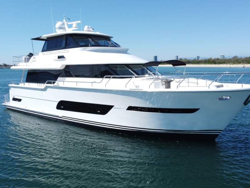 Horizon Yacht V72