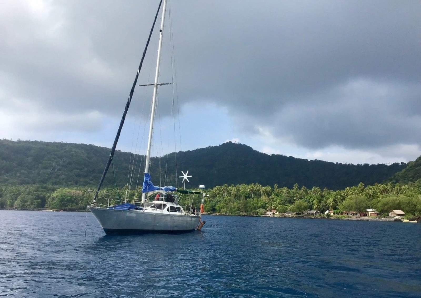 Leguen Hemidy Brise de mer 34 Built by the Chantier Le Guen-Hémidy shipyard