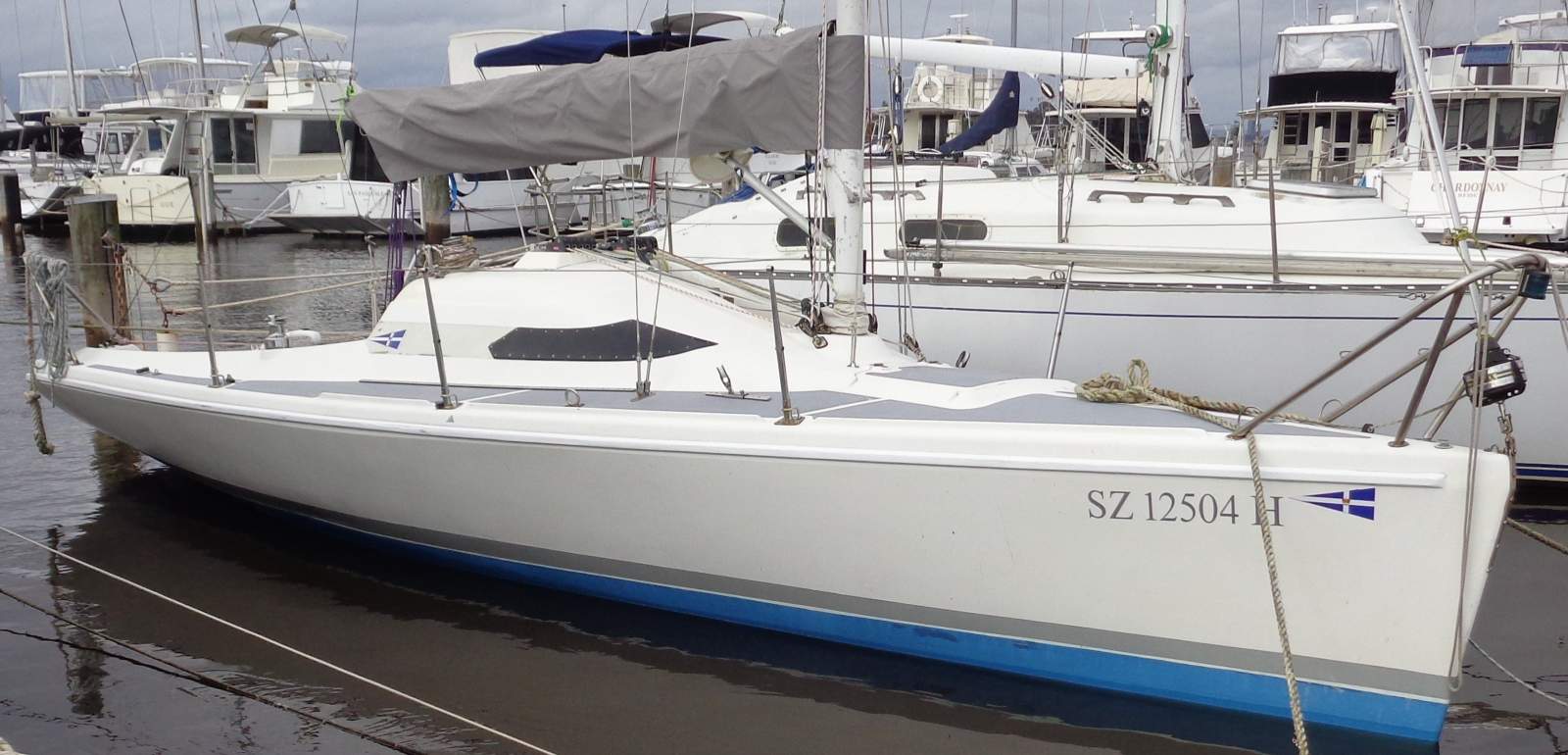 Swarbrick JS8000 Fiberglass Racing Social Yacht (Perth WA )