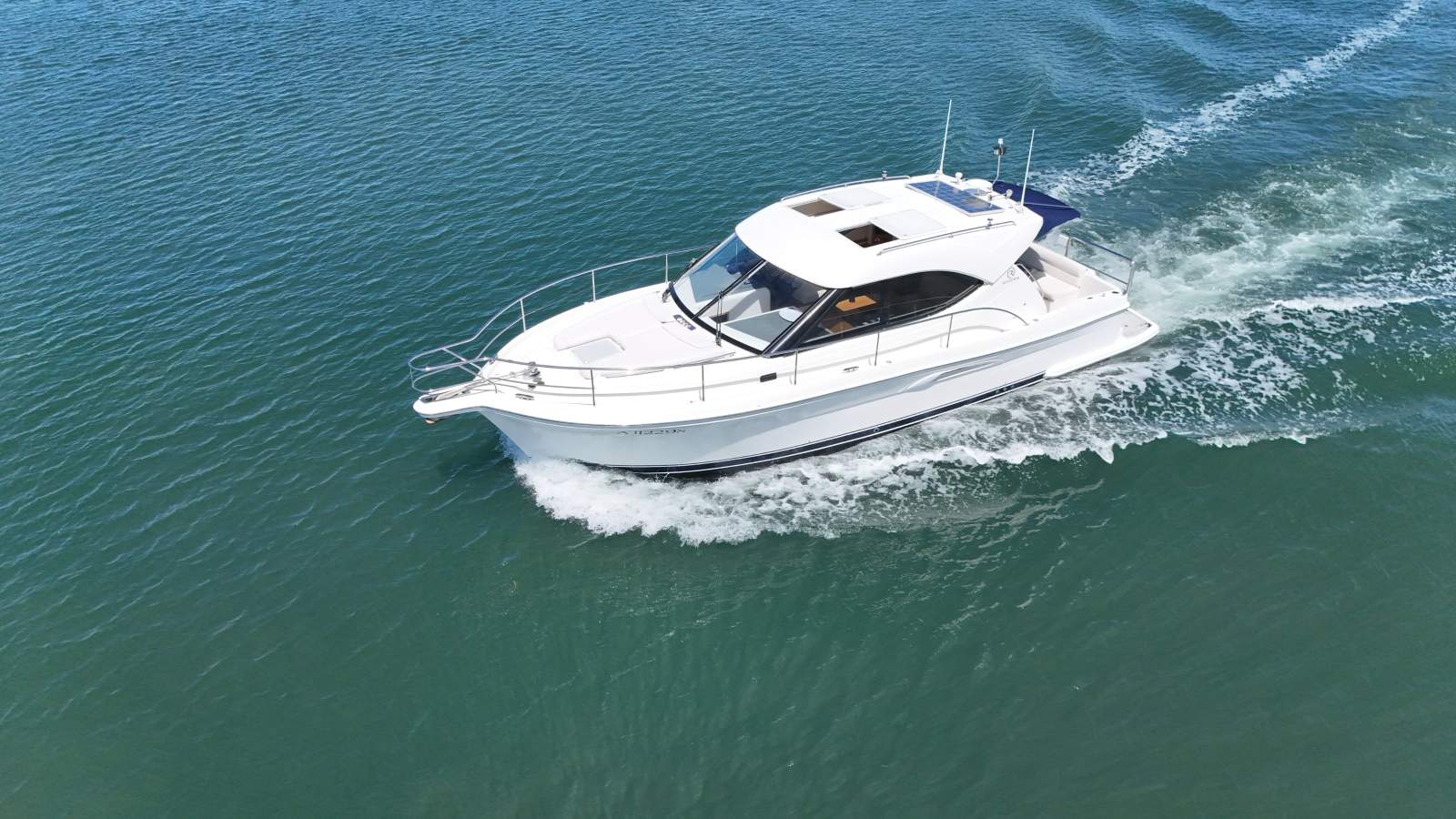 Riviera 3600 Sport Yacht