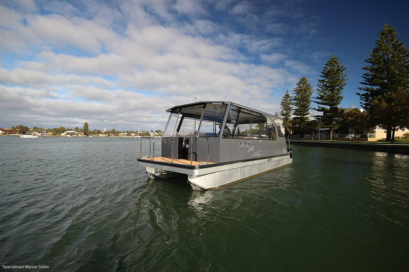 Bouvard Marine Party Boat 31P *** PERFECT MANDURAH BOATING *** $ 275,000 ***