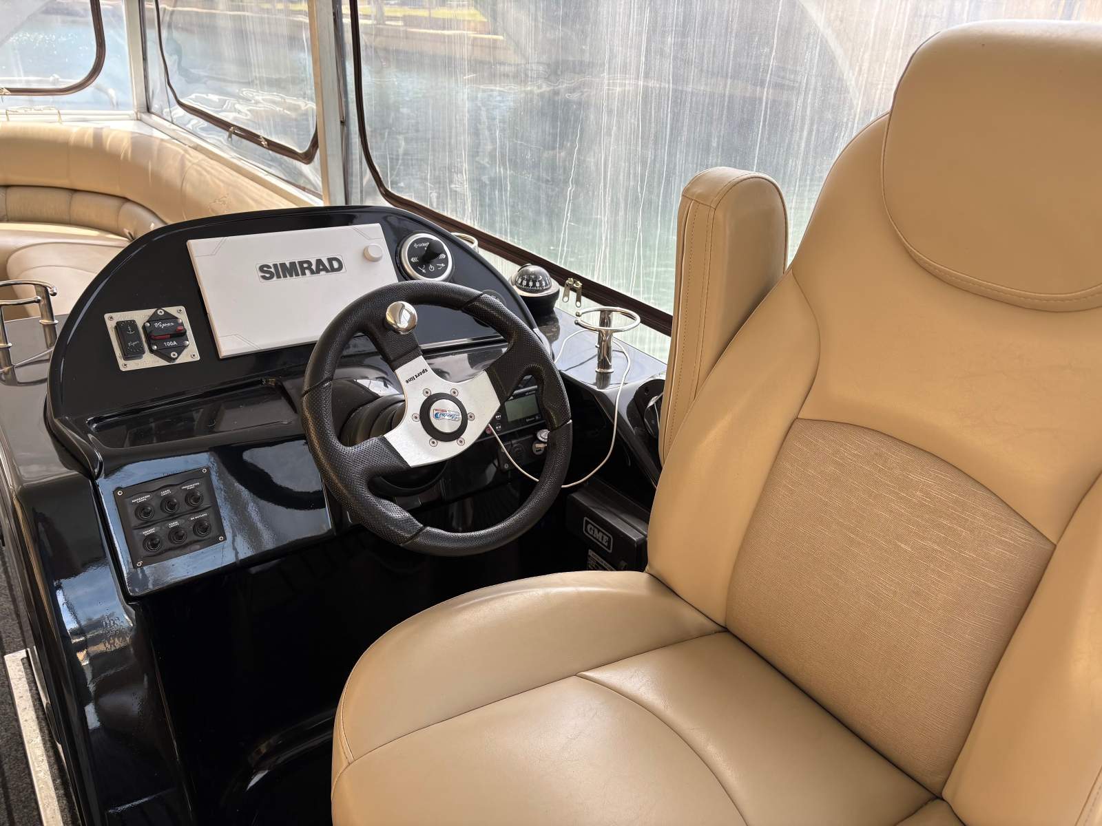 Bouvard Marine Pontoon Day Tripper Ex survey 16+2 luxury pontoon