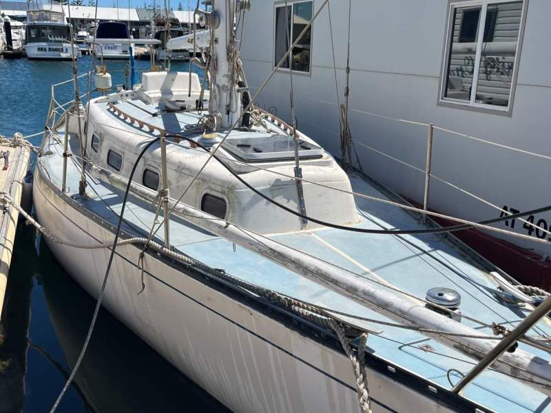 Sparkman & Stephens 34 Repossession Sale