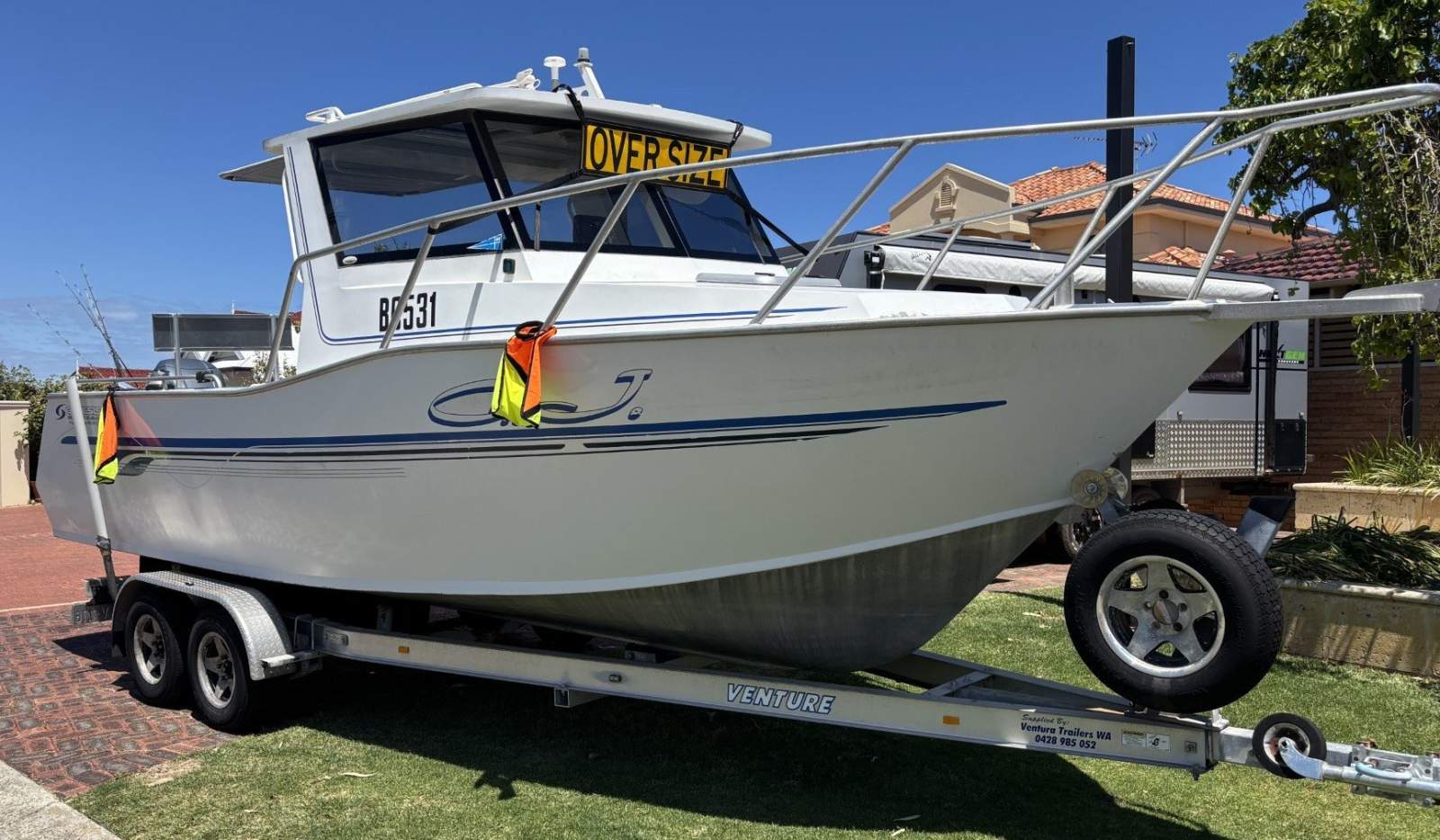 Genesis 750XL Cuddy Cabin