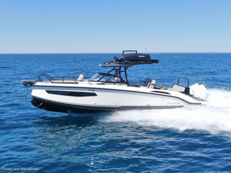 Navan S30 Heavily optioned, amazing extras includes Airberth