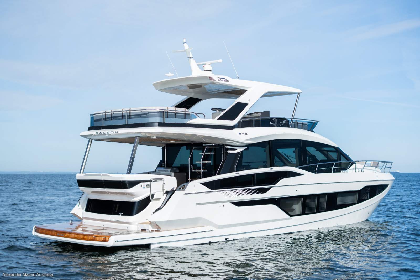 Galeon 640 Fly
