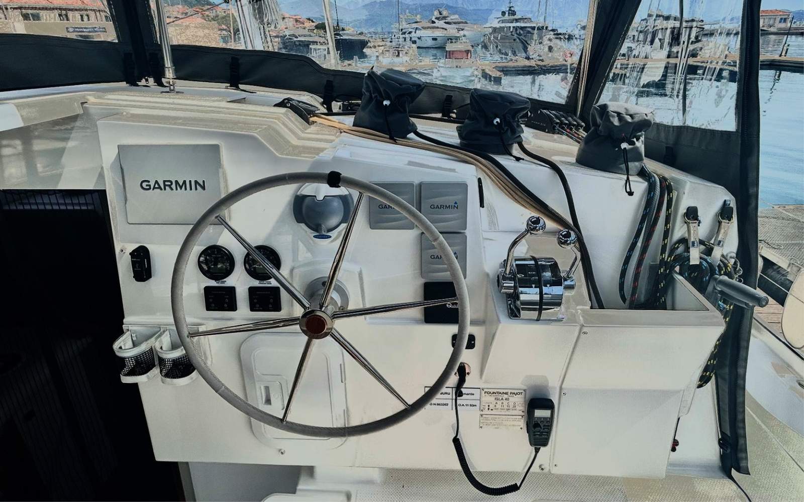 Fountaine Pajot Isla 40