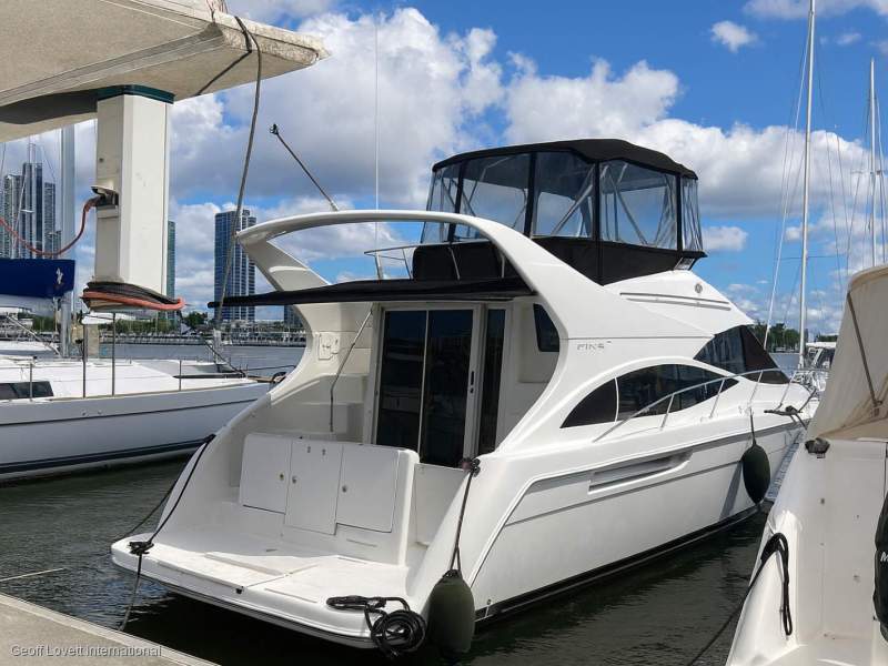 Carver 36 Mariner 360