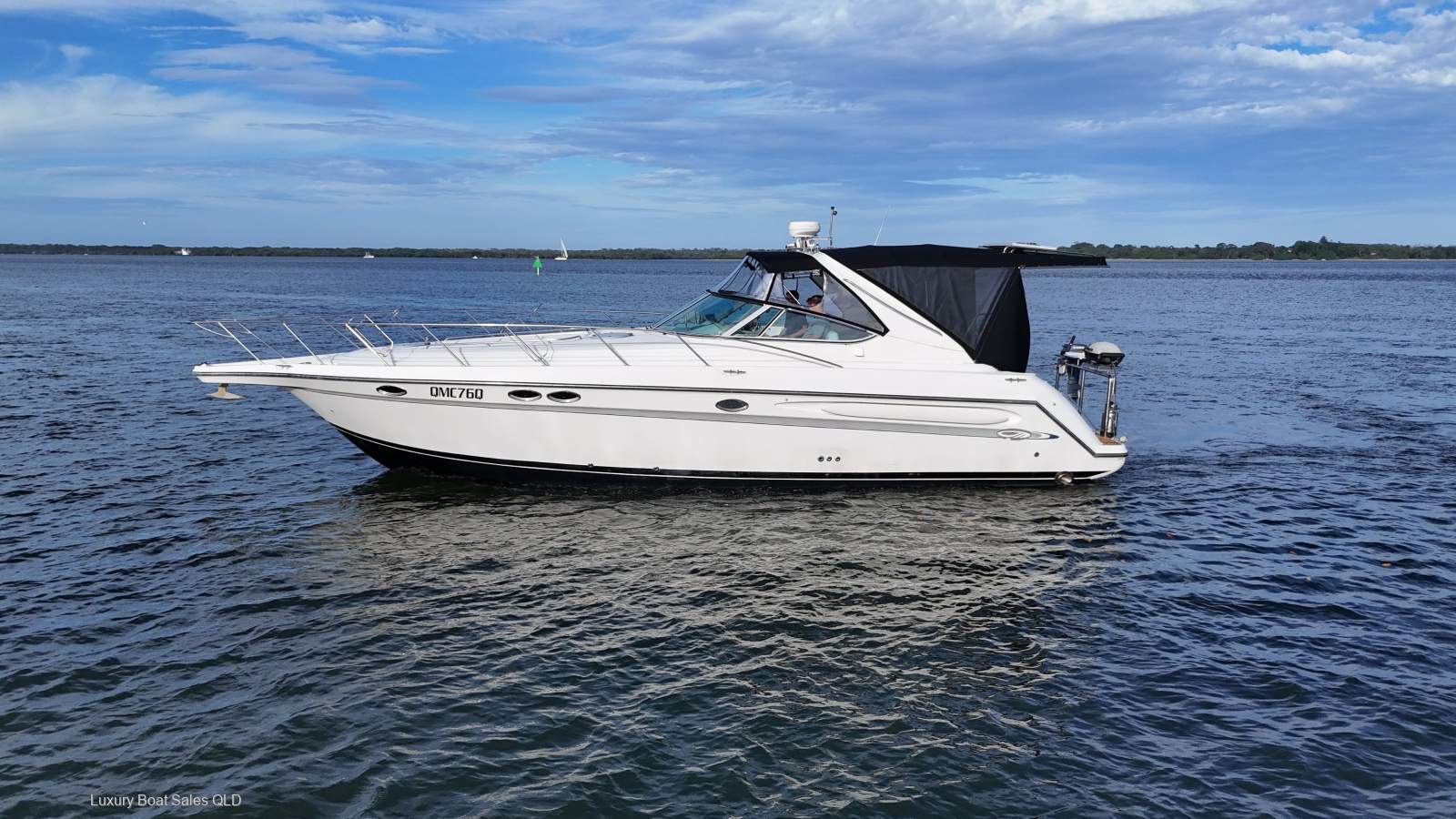 Maxum 4100 Sports Cruiser