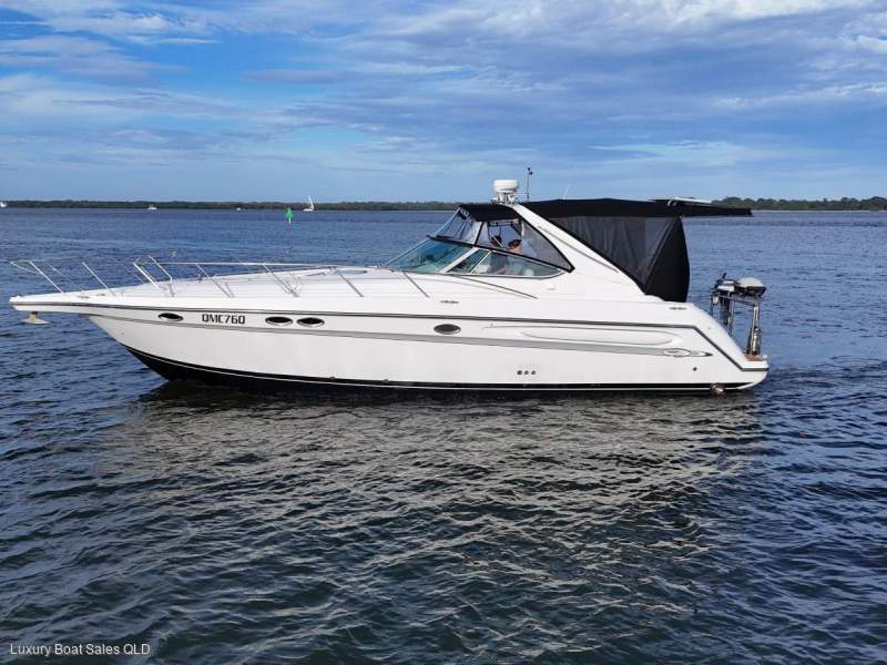 Maxum 4100 Sports Cruiser