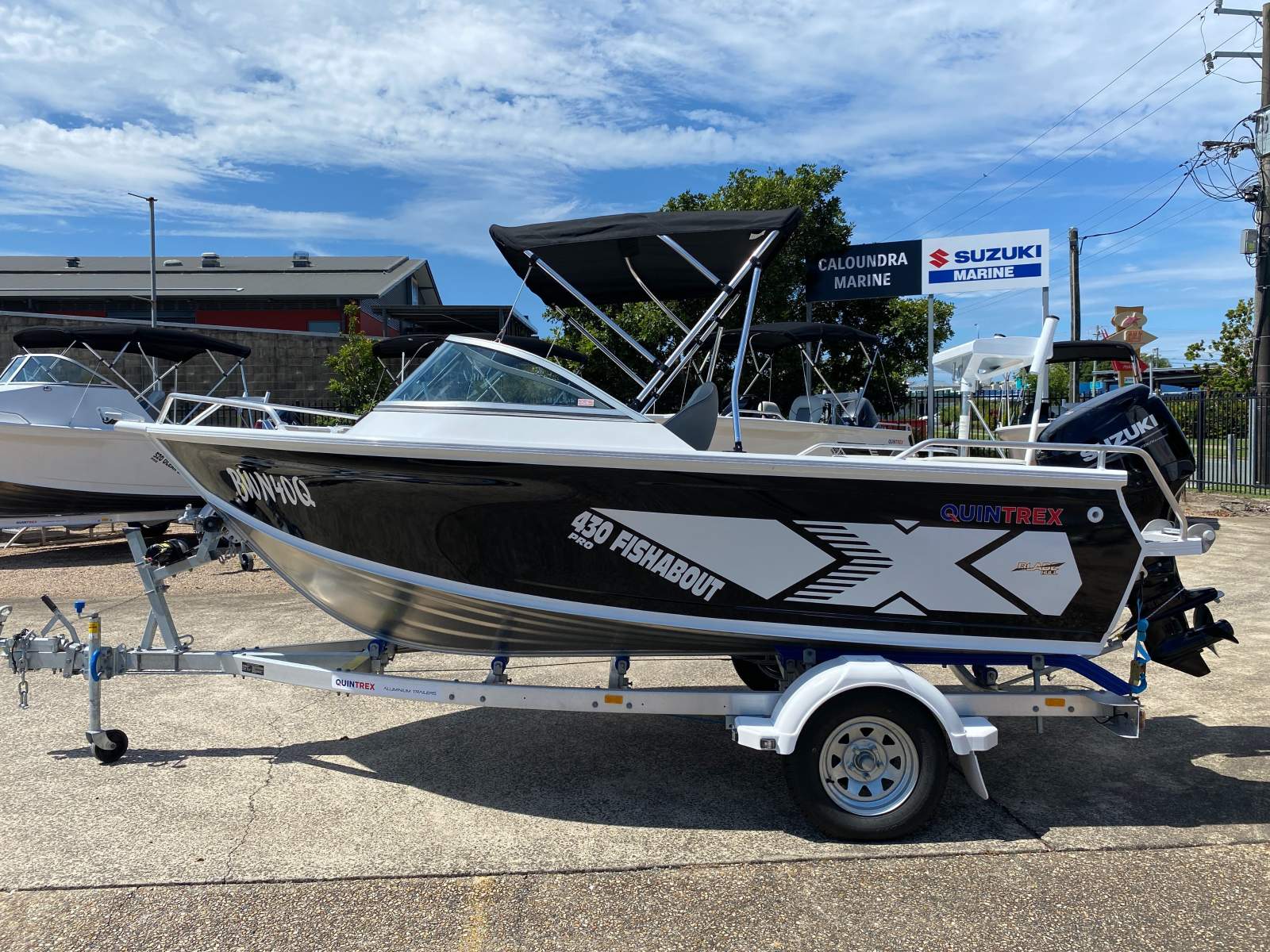 Quintrex 430 Fishabout Pro